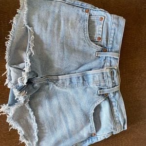 Levi’s shorts